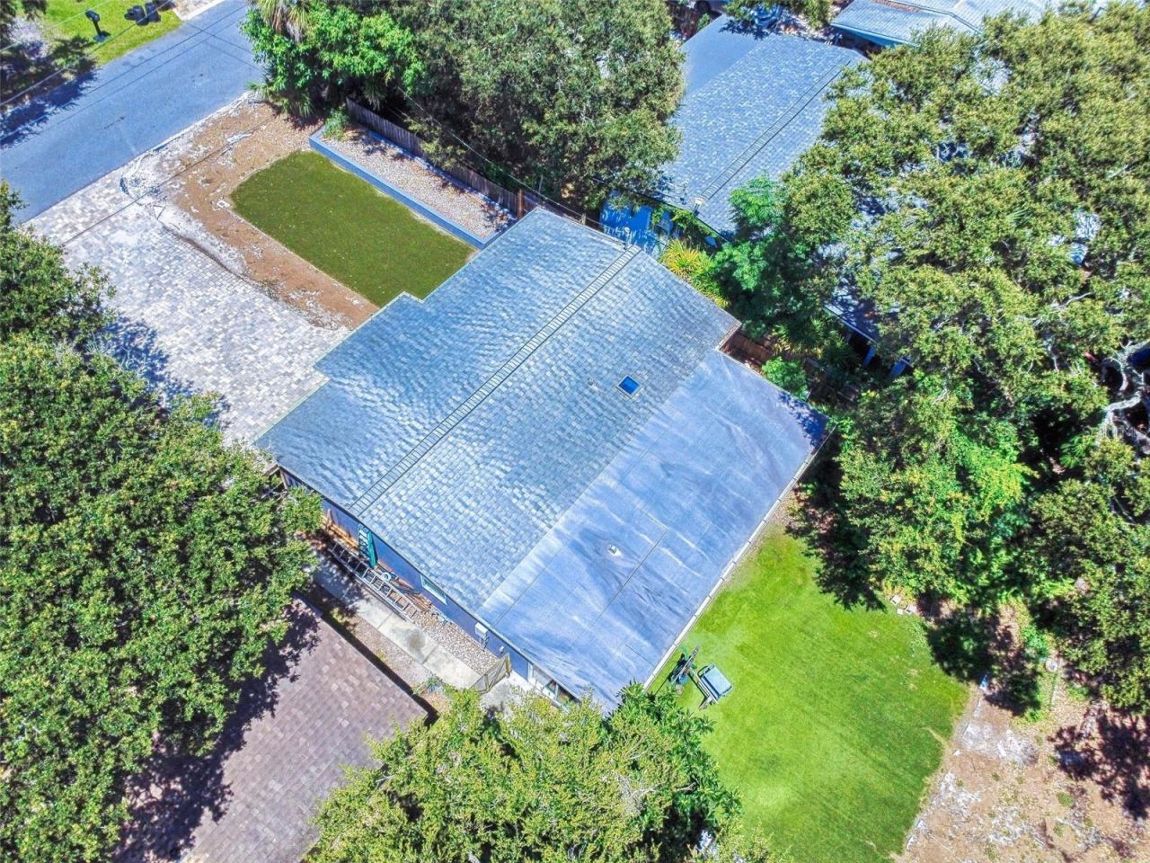 811 E 10th Avenue, New Smyrna Beach, FL 32169 Photo