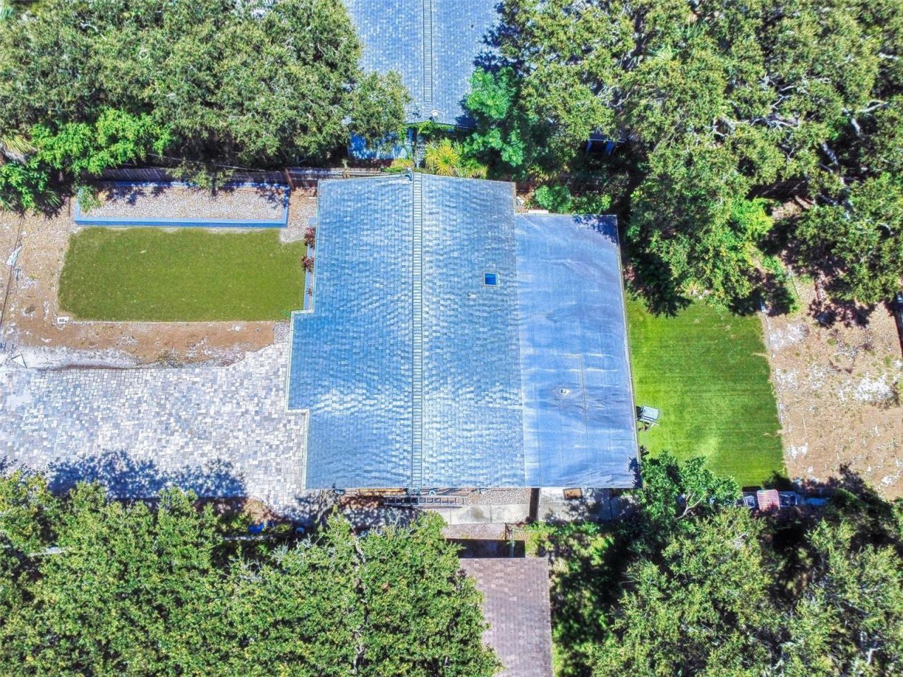 811 E 10th Avenue, New Smyrna Beach, FL 32169 Photo