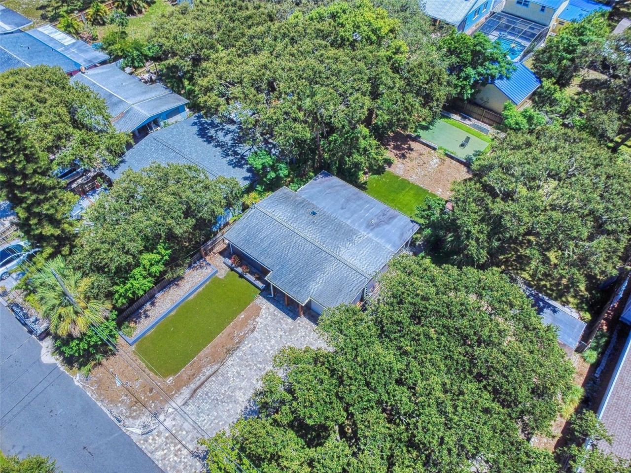 811 E 10th Avenue, New Smyrna Beach, FL 32169 Photo