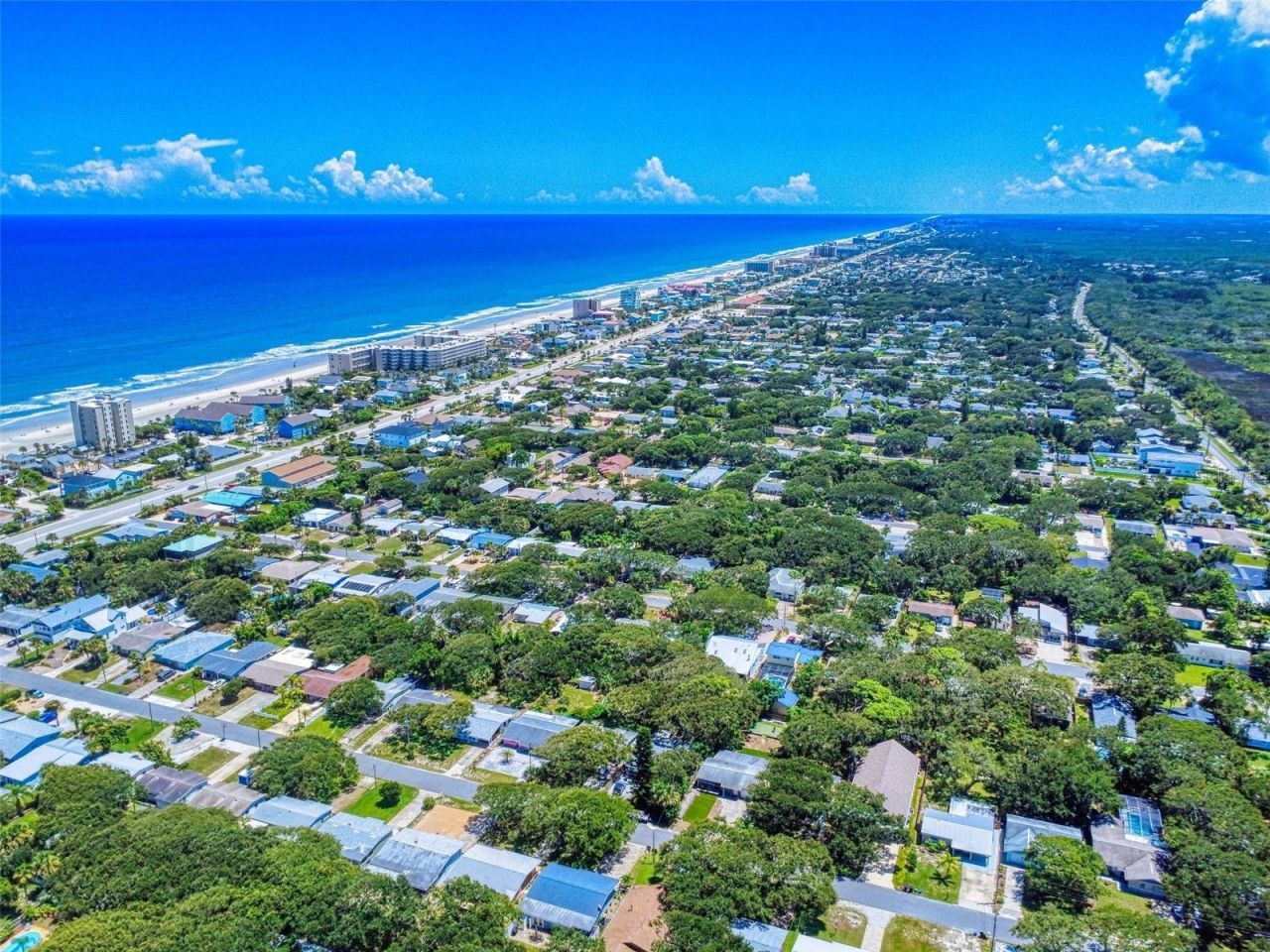 811 E 10th Avenue, New Smyrna Beach, FL 32169 Photo