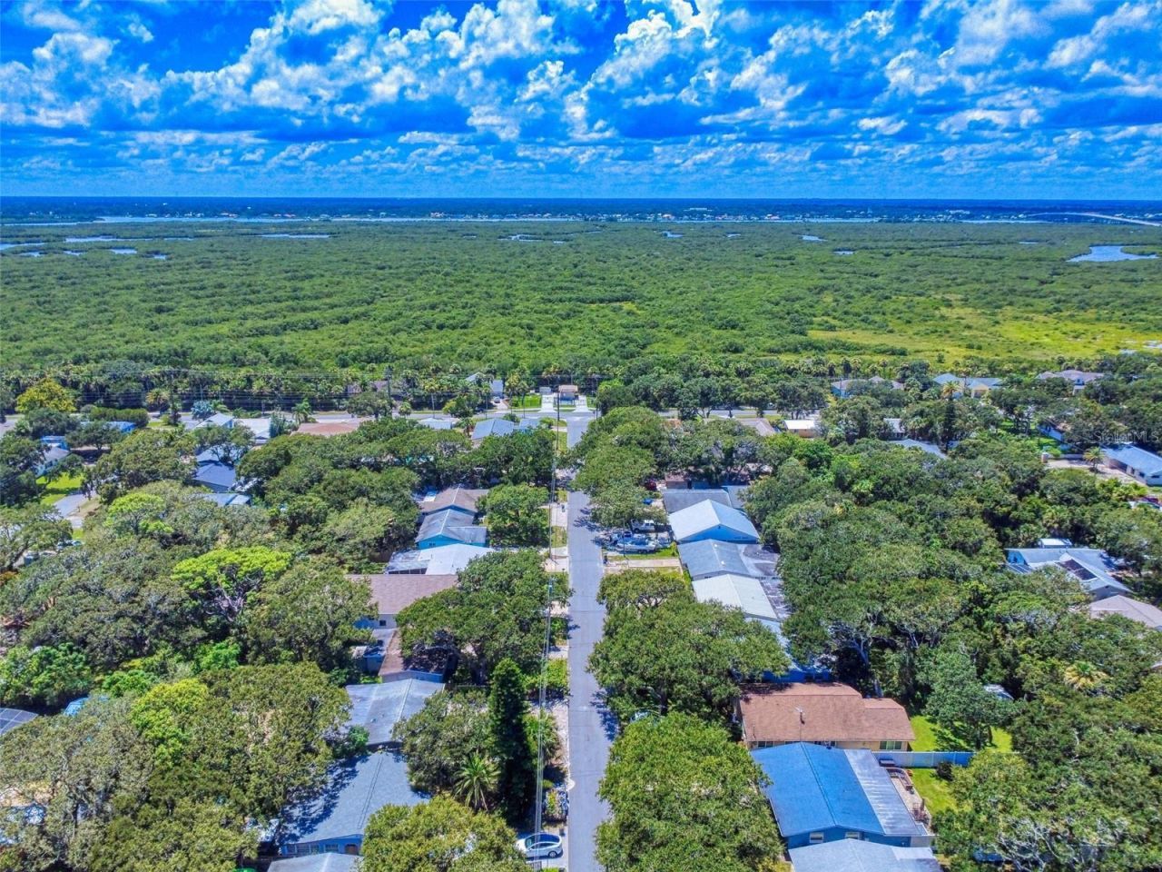 811 E 10th Avenue, New Smyrna Beach, FL 32169 Photo