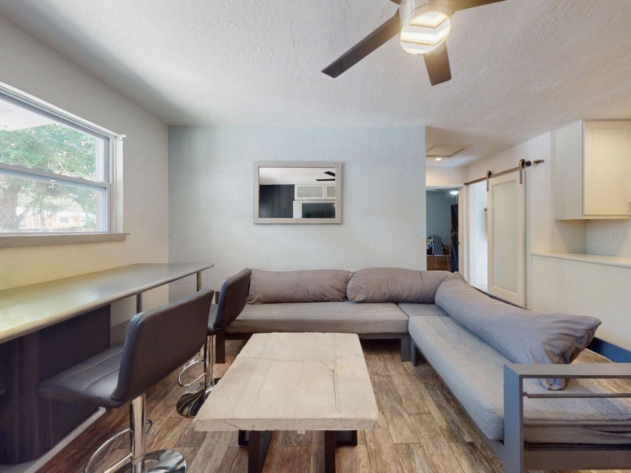 811 E 10th Avenue, New Smyrna Beach, FL 32169 Photo