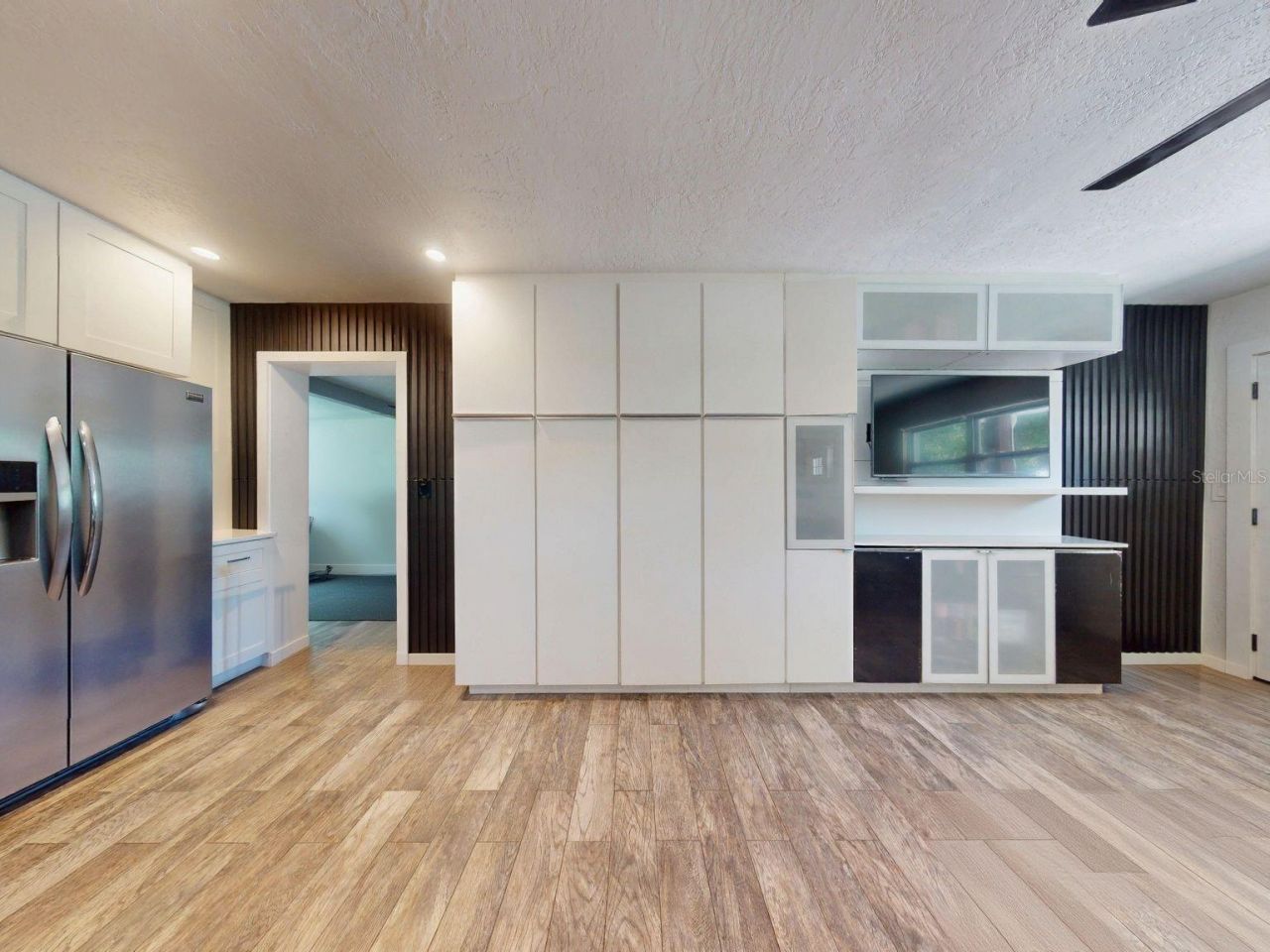 811 E 10th Avenue, New Smyrna Beach, FL 32169 Photo