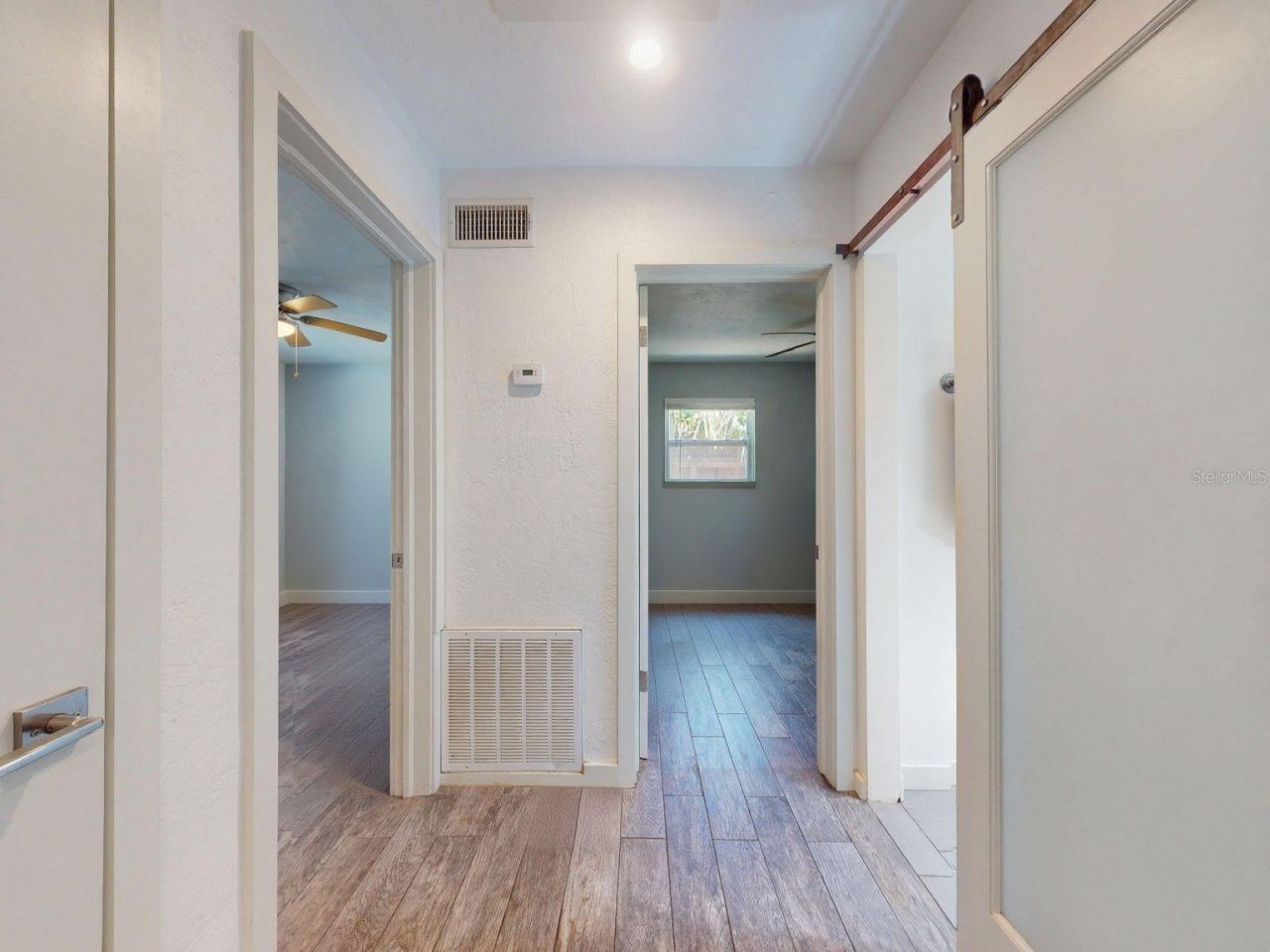 811 E 10th Avenue, New Smyrna Beach, FL 32169 Photo