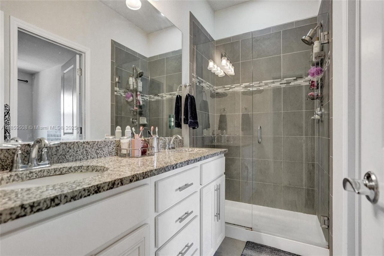 4046 Long Leaf Ln, Hollywood, FL 33021 Photo