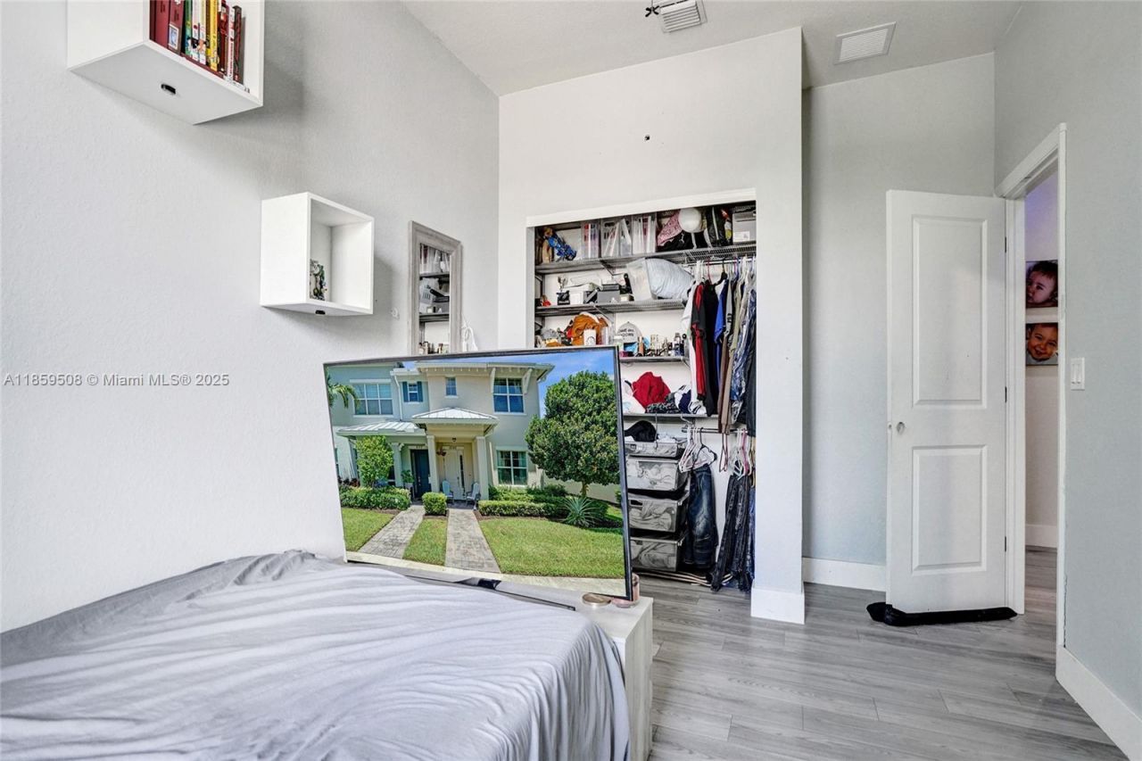 4046 Long Leaf Ln, Hollywood, FL 33021 Photo