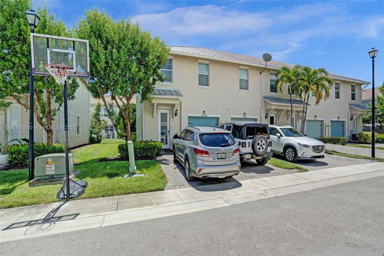 4046 Long Leaf Ln, Hollywood, FL 33021 Photo