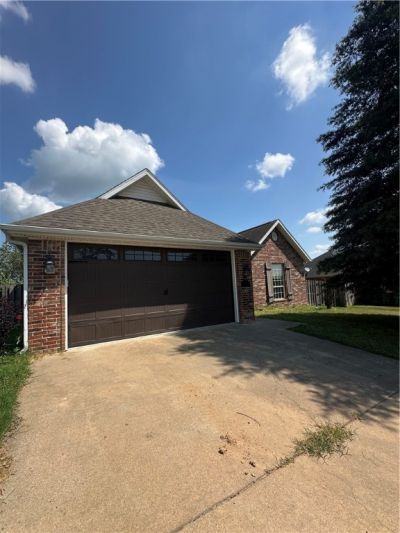 451 Coopers Farm Road, Centerton, AR 72719 Main Photo