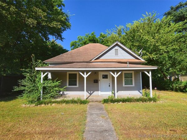 802 S College Avenue, Tahlequah, OK 74464