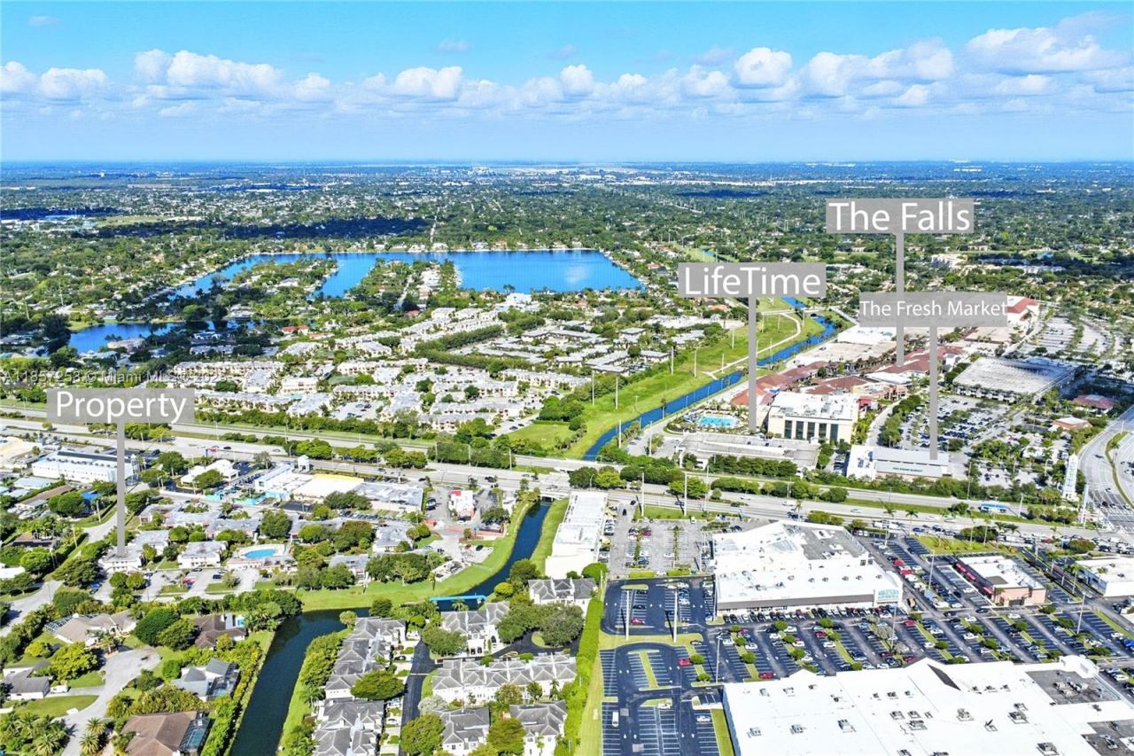 8701 SW 141st St, Unit B1, Palmetto Bay, FL 33176 Photo