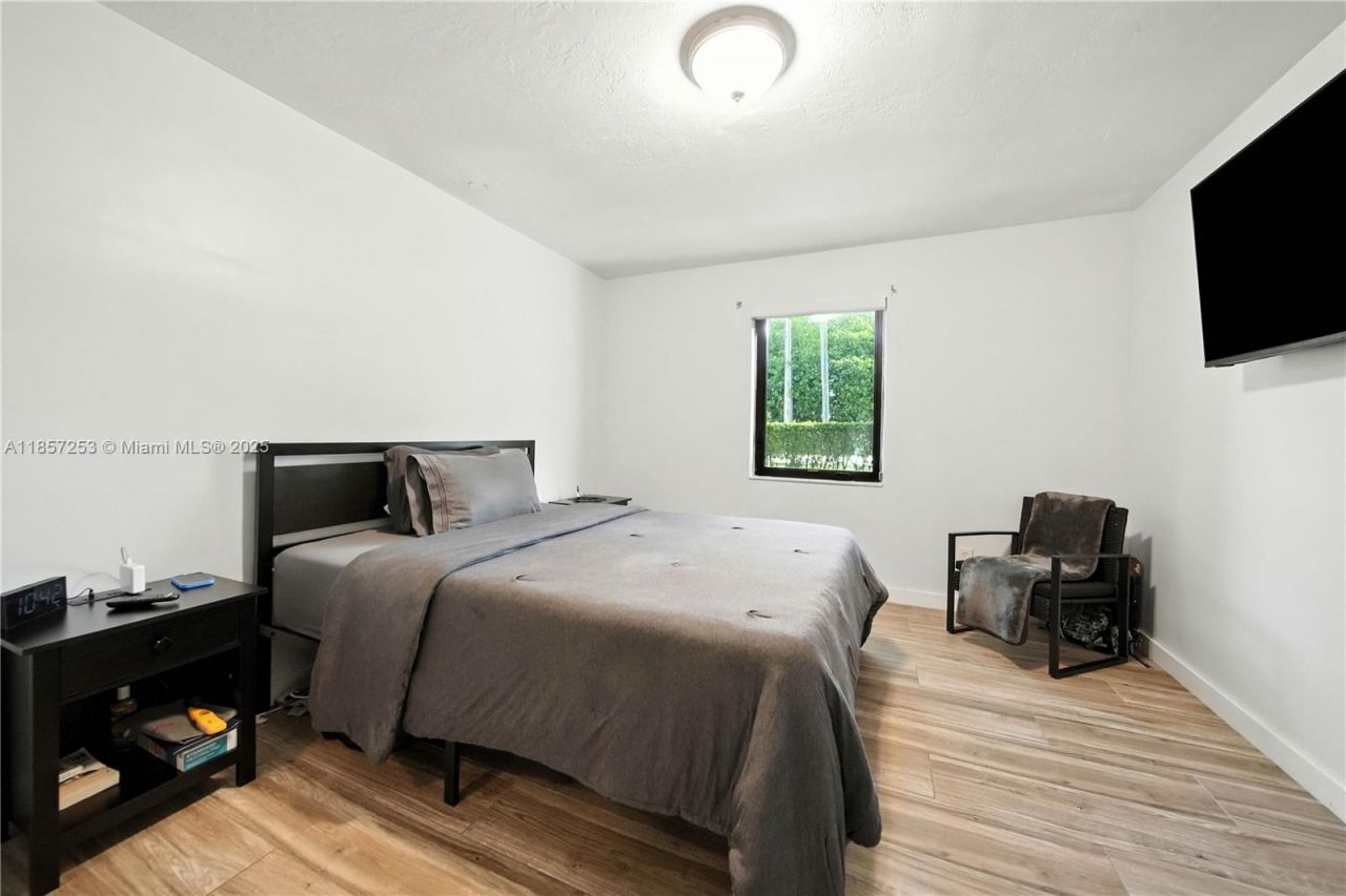 8701 SW 141st St, Unit B1, Palmetto Bay, FL 33176 Photo