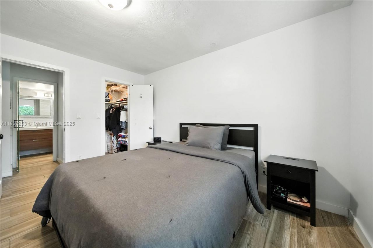 8701 SW 141st St, Unit B1, Palmetto Bay, FL 33176 Photo