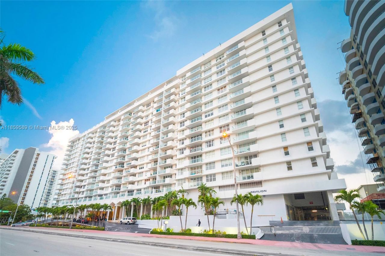 5601 Collins Ave, Unit 1204, Miami Beach, FL 33140 Photo
