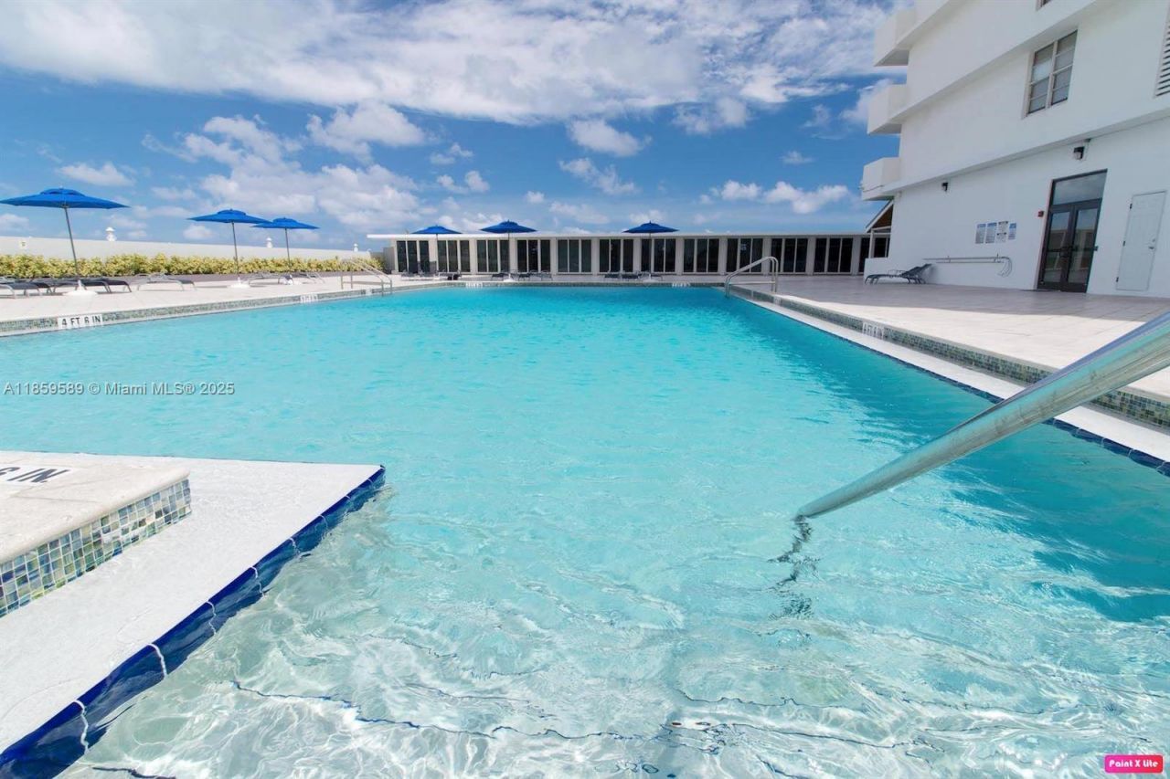 5601 Collins Ave, Unit 1204, Miami Beach, FL 33140 Photo