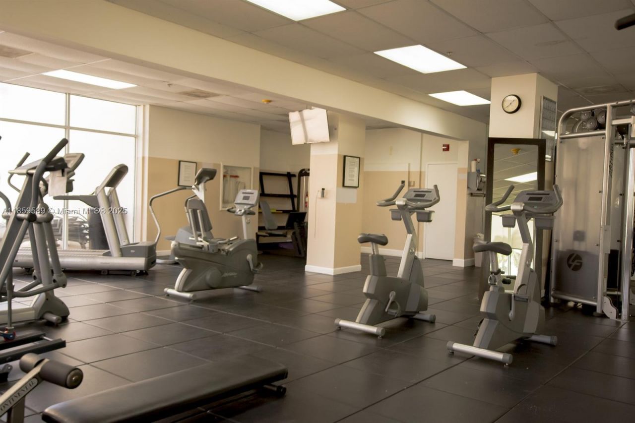 5601 Collins Ave, Unit 1204, Miami Beach, FL 33140 Photo