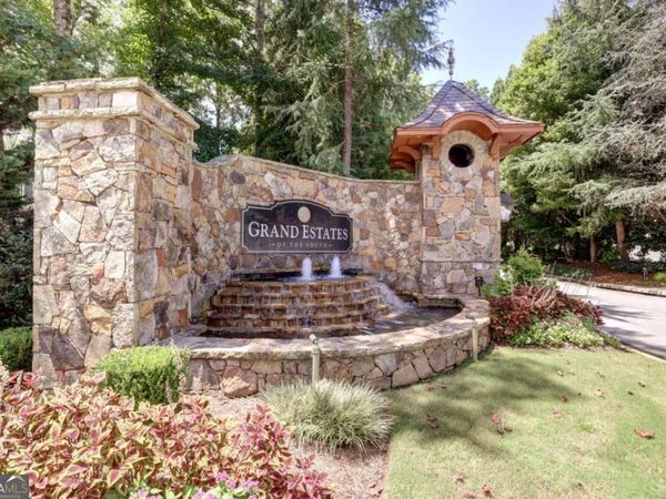 9715 Almaviva Drive, Alpharetta, GA 30022