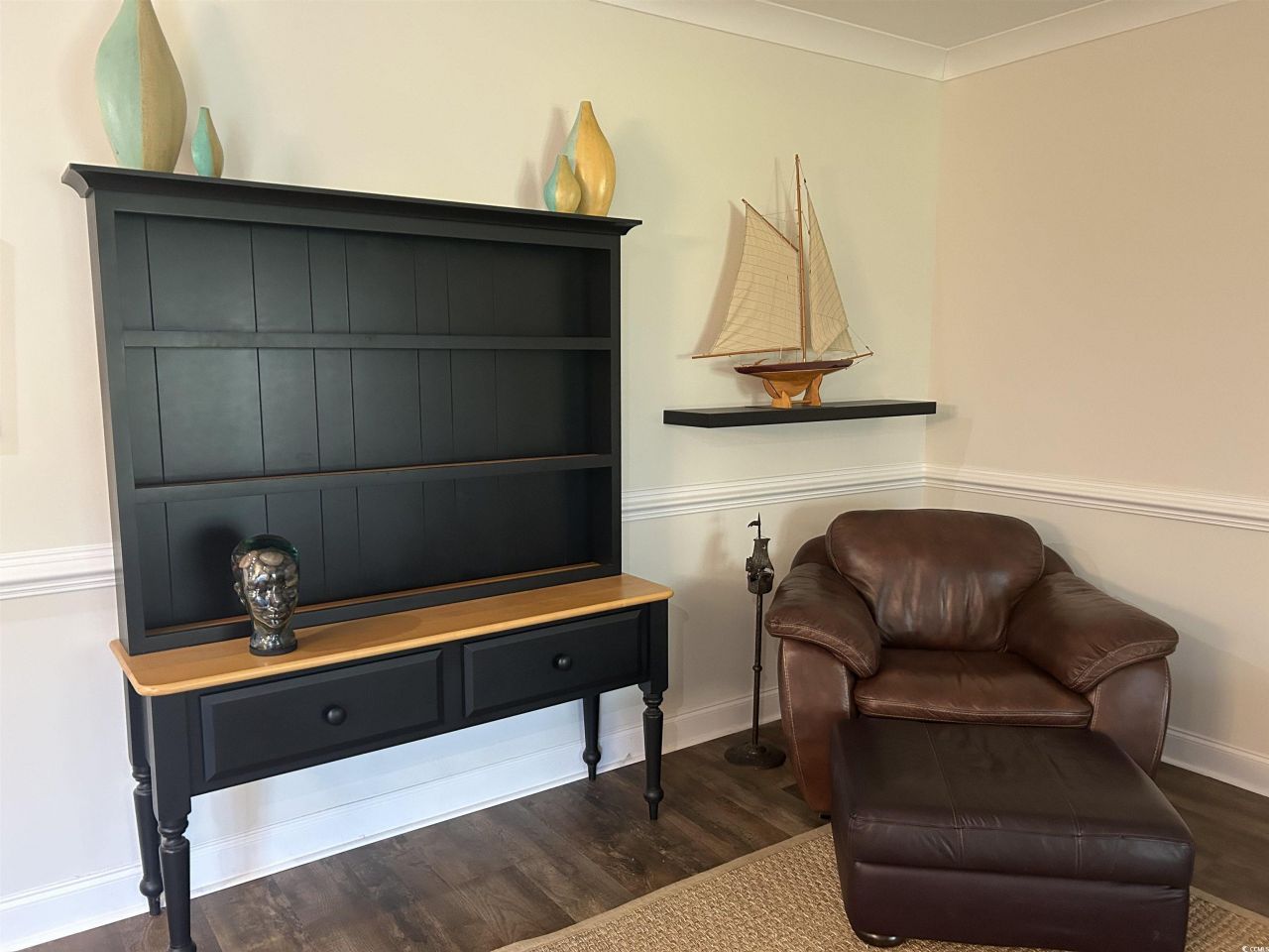 1029 Ray Costin Way Photo 4