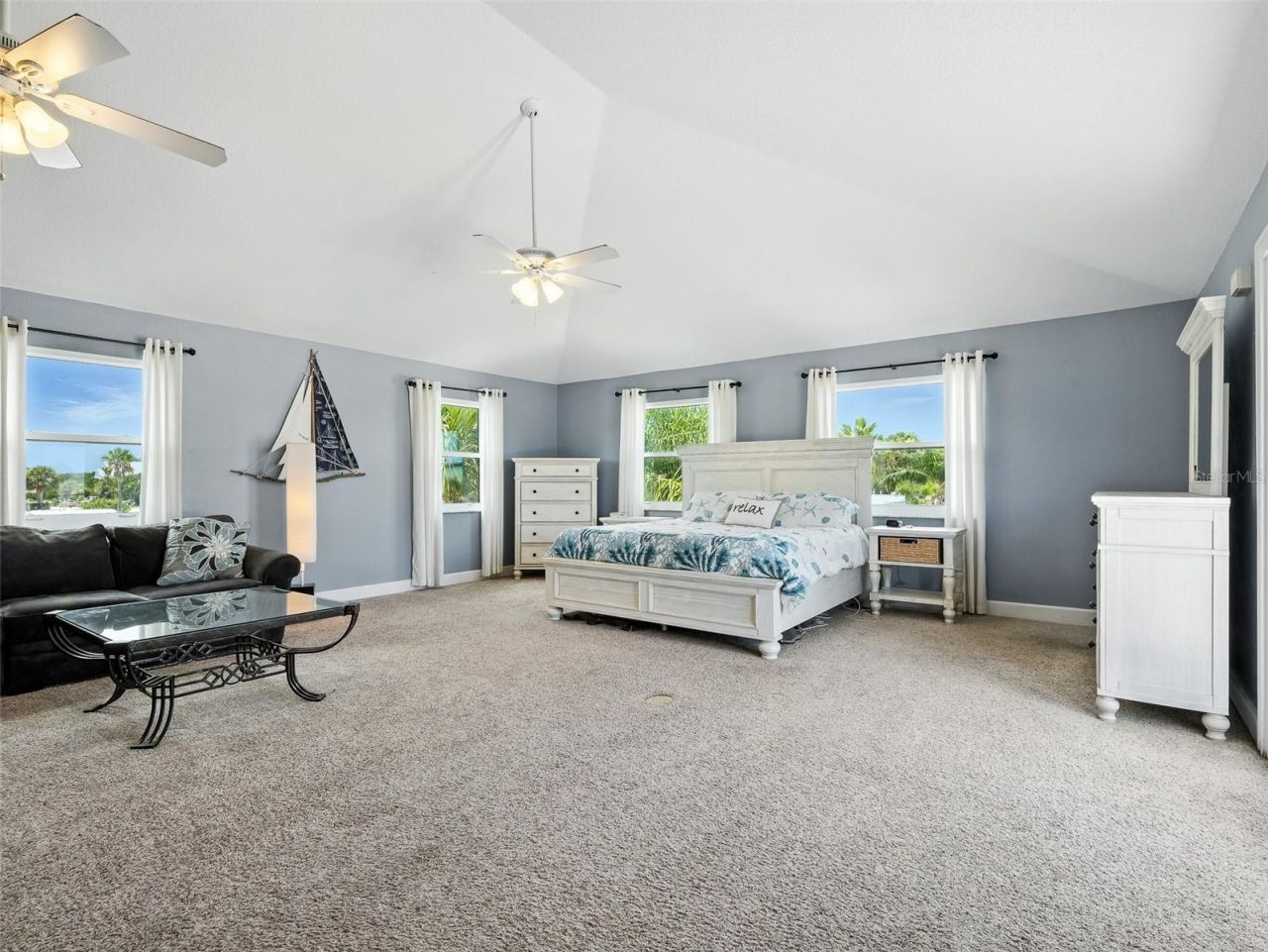 833 E 25th Avenue, New Smyrna Beach, FL 32169 Photo