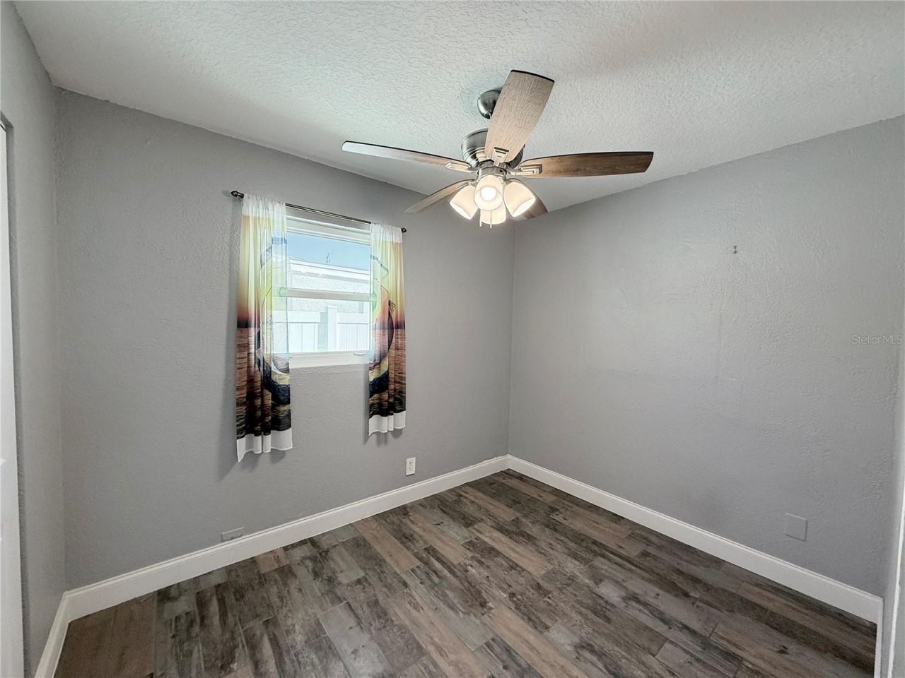 833 E 25th Avenue, New Smyrna Beach, FL 32169 Photo