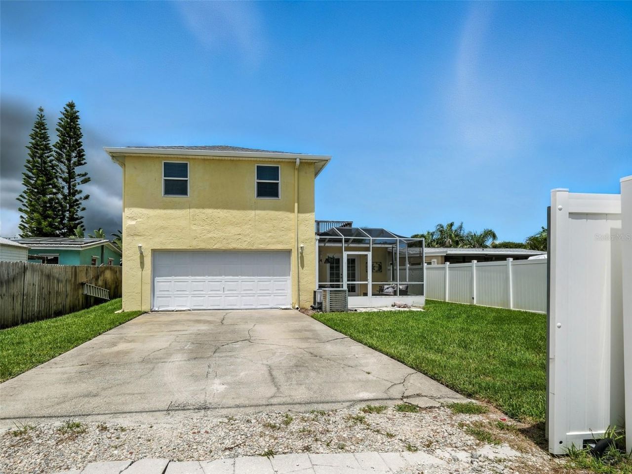 833 E 25th Avenue, New Smyrna Beach, FL 32169 Photo