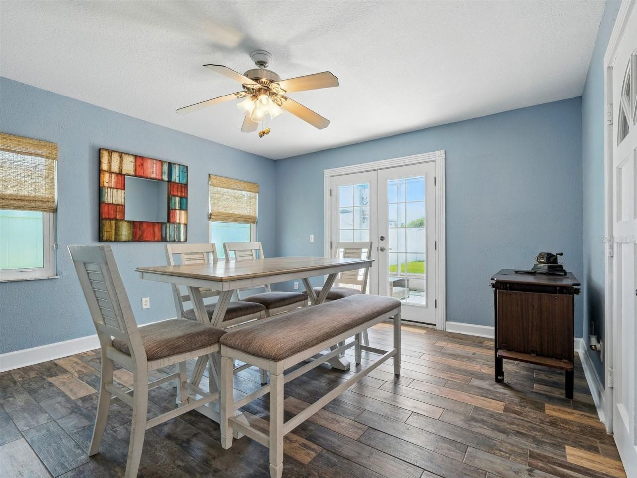 833 E 25th Avenue, New Smyrna Beach, FL 32169 Photo