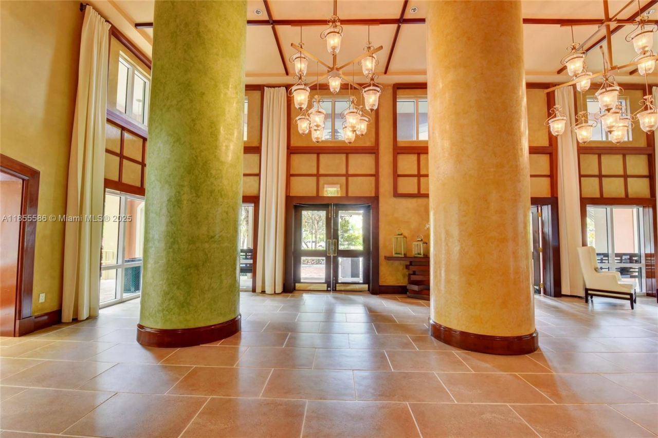 2951 S Bayshore Dr, Unit 506, Miami, FL 33133 Photo