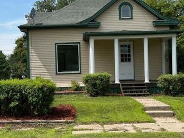 302 Cedar Avenue NW, Cass Lake, MN 56633