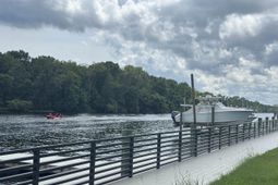 410 Harbour View Dr. photo 4