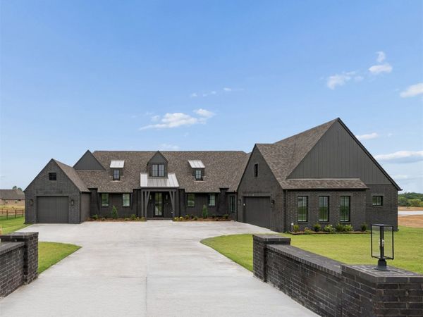 8517 E 108th Street North, Owasso, OK 74055