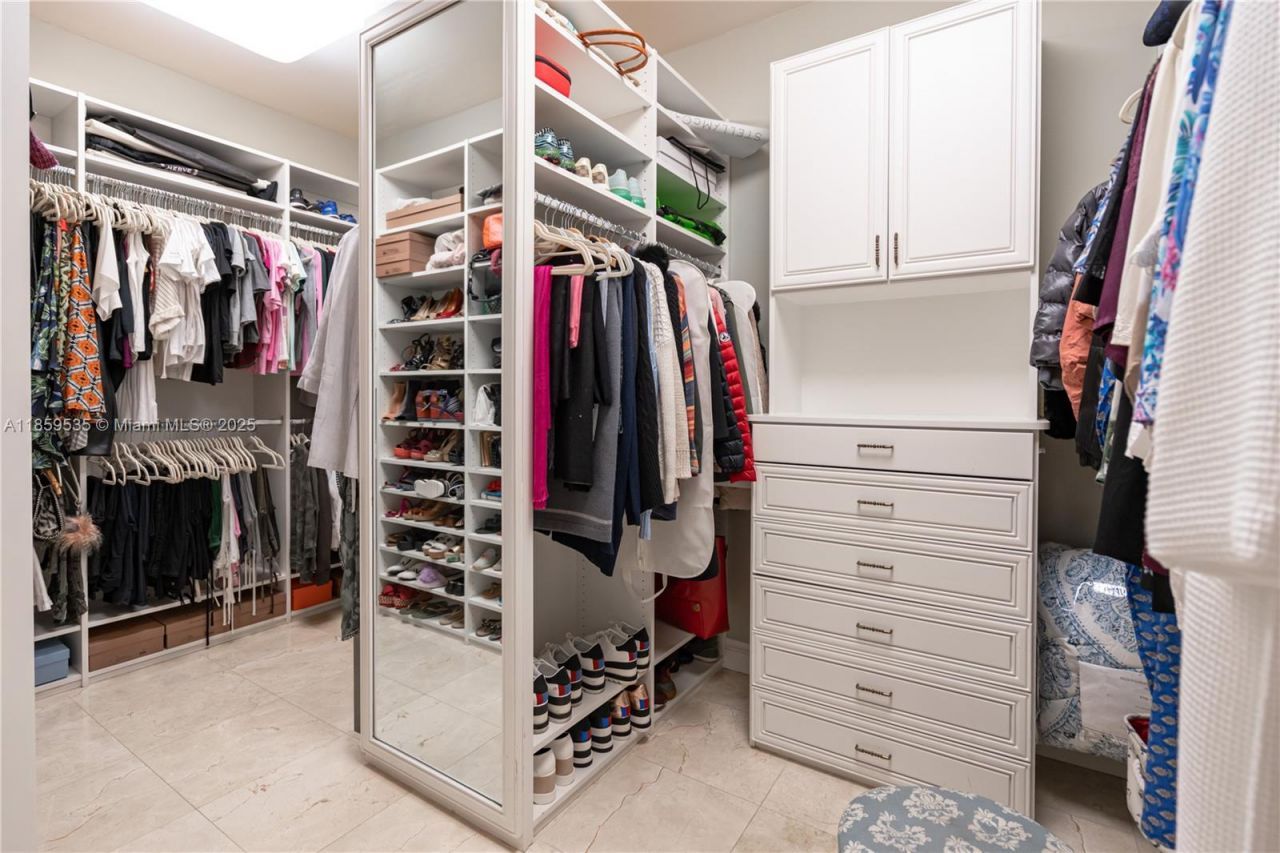 13681 Deering Bay Dr, Coral Gables, FL 33158 Photo