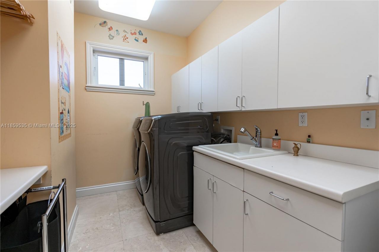 13681 Deering Bay Dr, Coral Gables, FL 33158 Photo