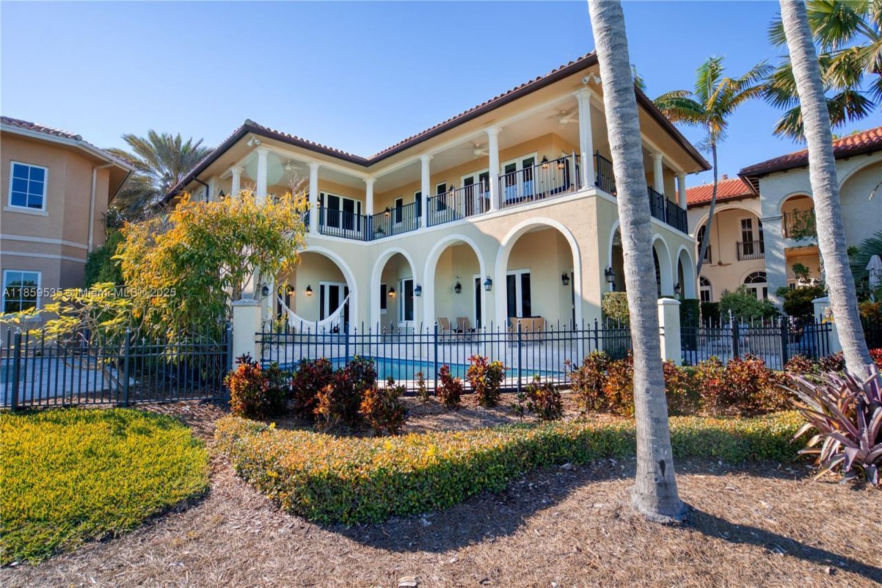 13681 Deering Bay Dr, Coral Gables, FL 33158 Photo