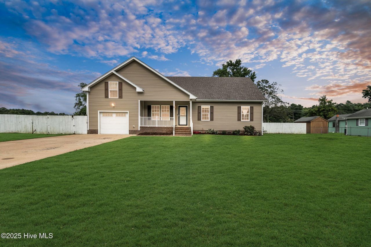 146 Waterlily Road, Coinjock, NC 27923 Main Photo