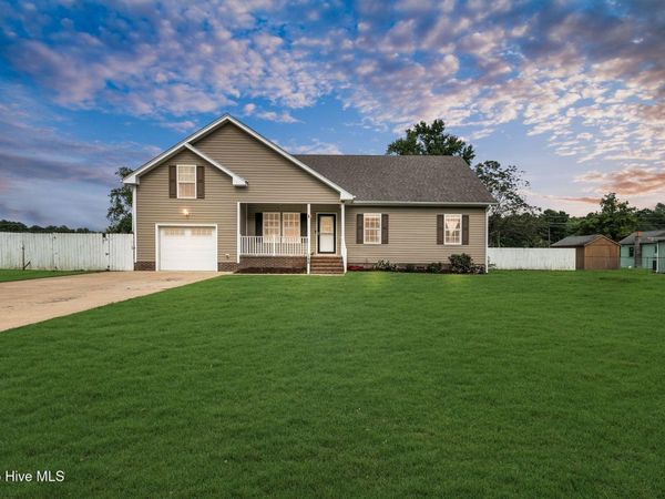 146 Waterlily Road, Coinjock, NC 27923