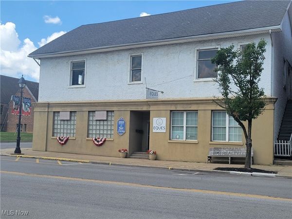 W Warren & S Main Street, Cadiz, OH 43907