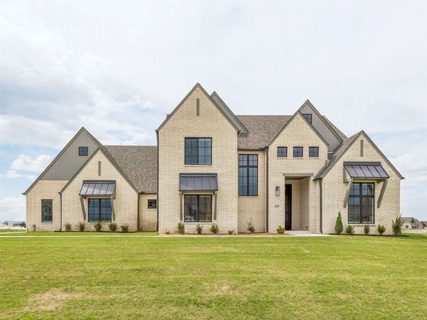 214 E 164th Place S, Glenpool, OK 74033