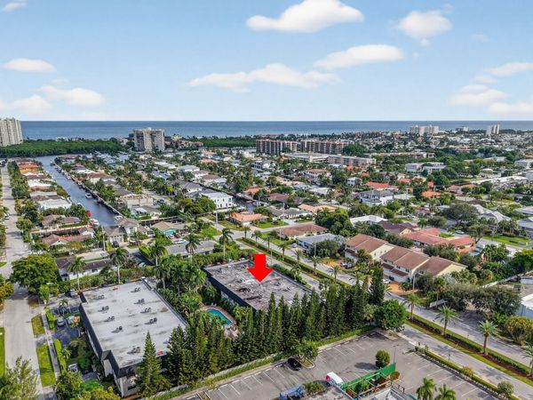 665 Enfield Street, Unit B18, Boca Raton, FL 33487