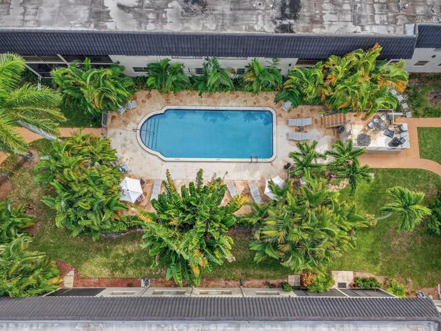 665 Enfield Street, Unit B18, Boca Raton, FL 33487 Photo