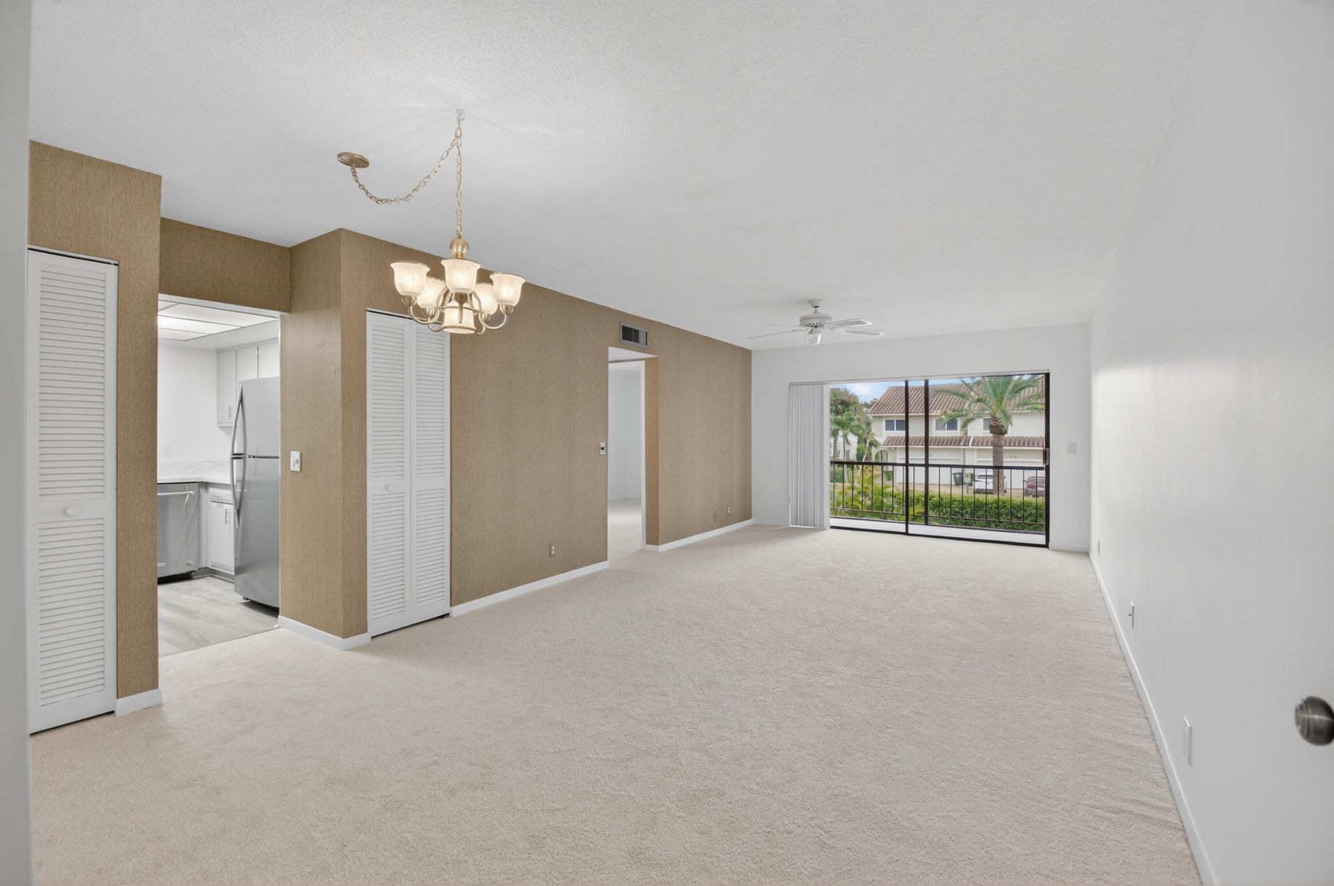 665 Enfield Street, Unit B18, Boca Raton, FL 33487 Photo