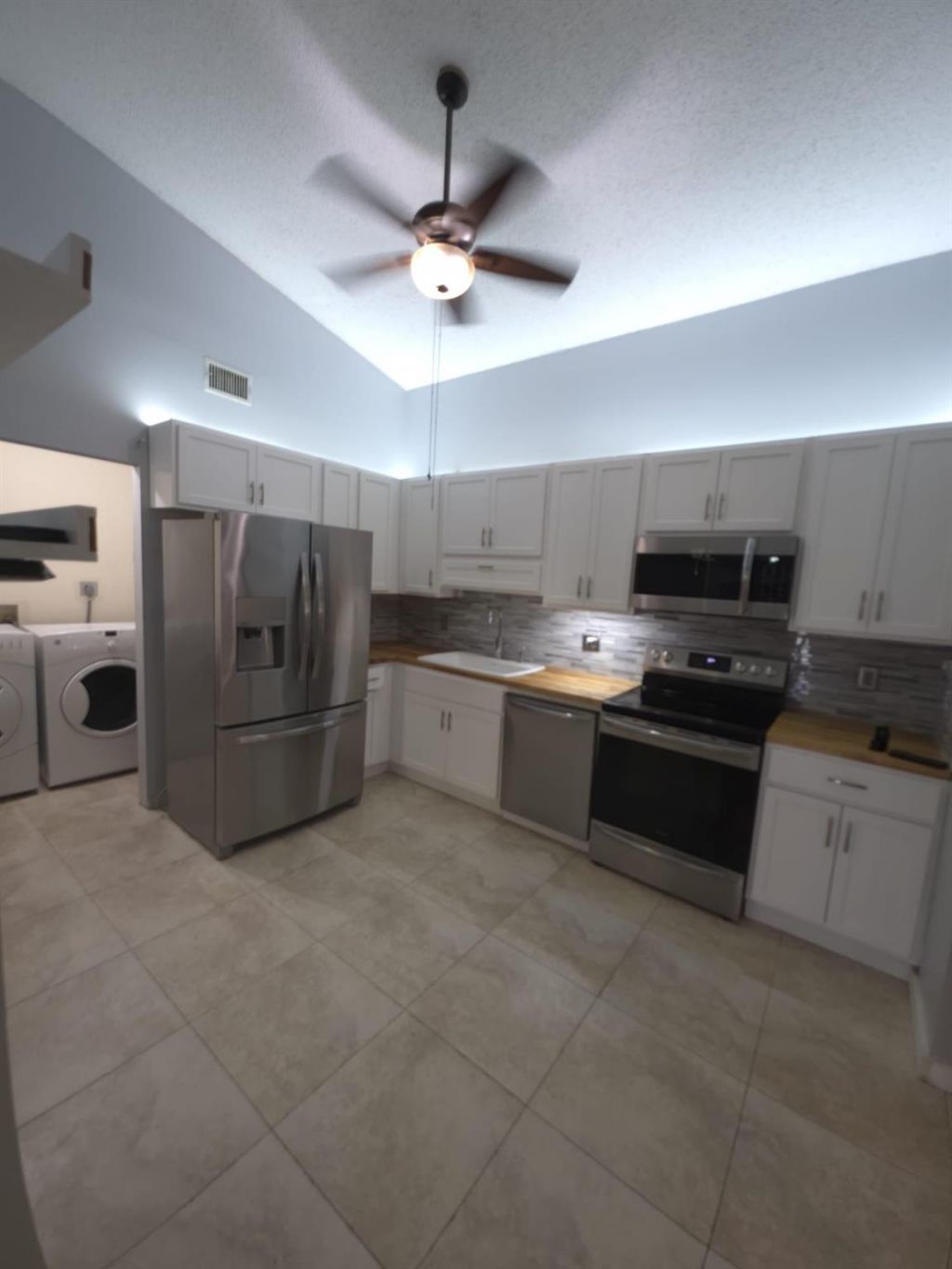 4327 Willow Brook Circle, West Palm Beach, FL 33417 Photo