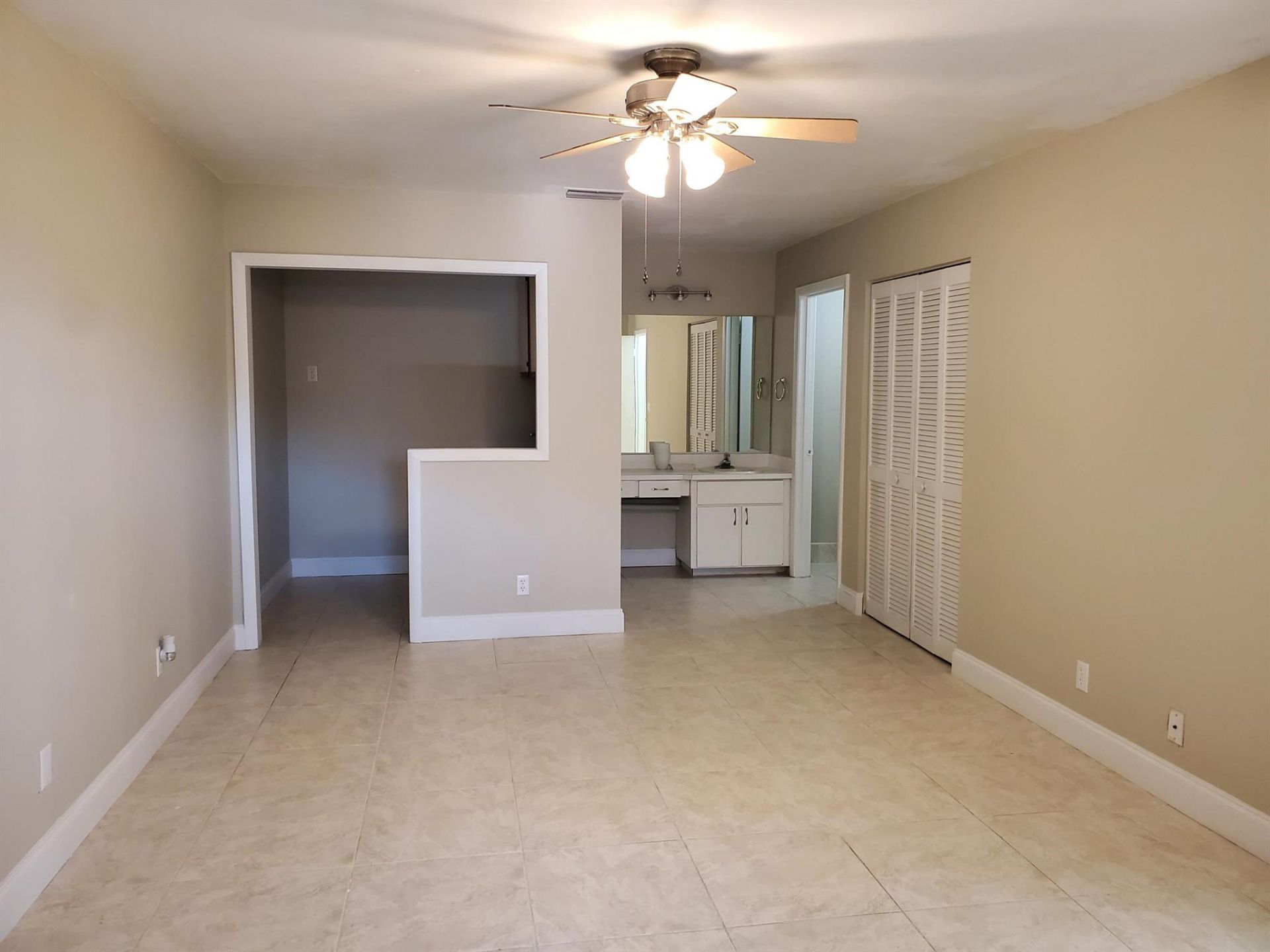 4327 Willow Brook Circle, West Palm Beach, FL 33417 Photo
