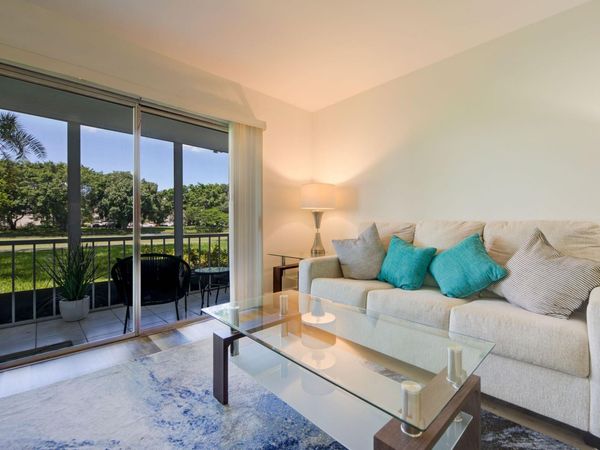 4502 Martinique Way, Unit E1, Coconut Creek, FL 33066