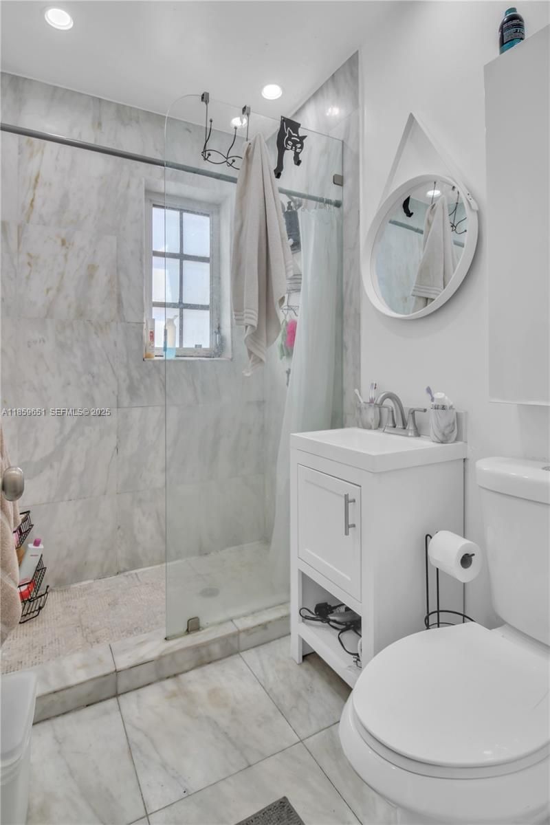 830 10th St, Unit 1, Miami Beach, FL 33139 Photo