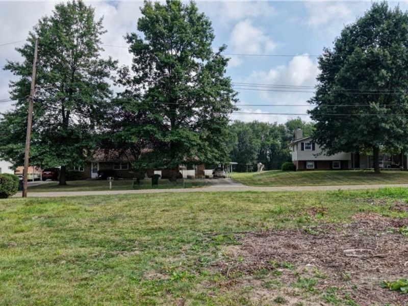 Michigan Boulevard, Louisville, OH 44641 Photo 3