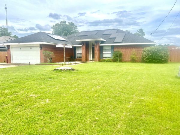 5304 Whitney Court, Crestview, FL 32536