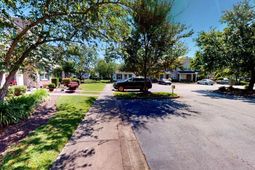 1000 Pembroke Ct. photo 4