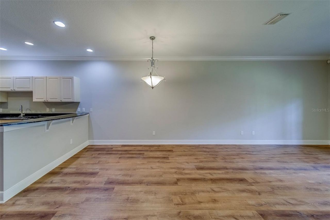 270 Valencia Circle, Saint Petersburg, FL 33716 Photo