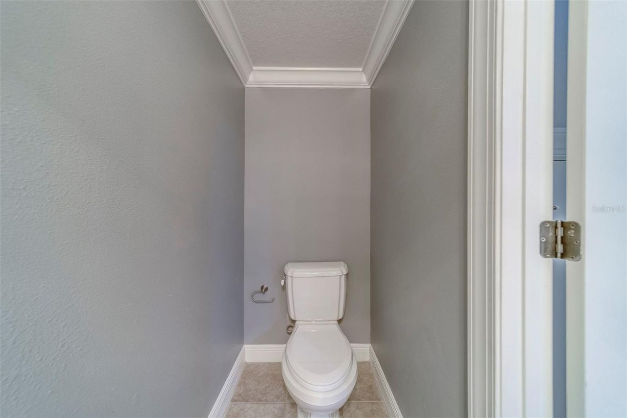 270 Valencia Circle, Saint Petersburg, FL 33716 Photo