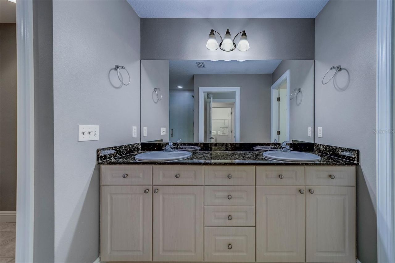 270 Valencia Circle, Saint Petersburg, FL 33716 Photo