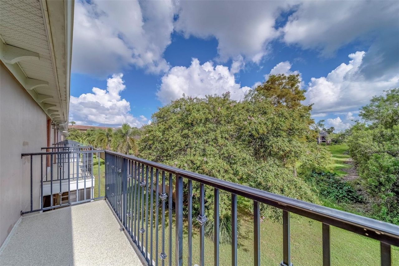 270 Valencia Circle, Saint Petersburg, FL 33716 Photo